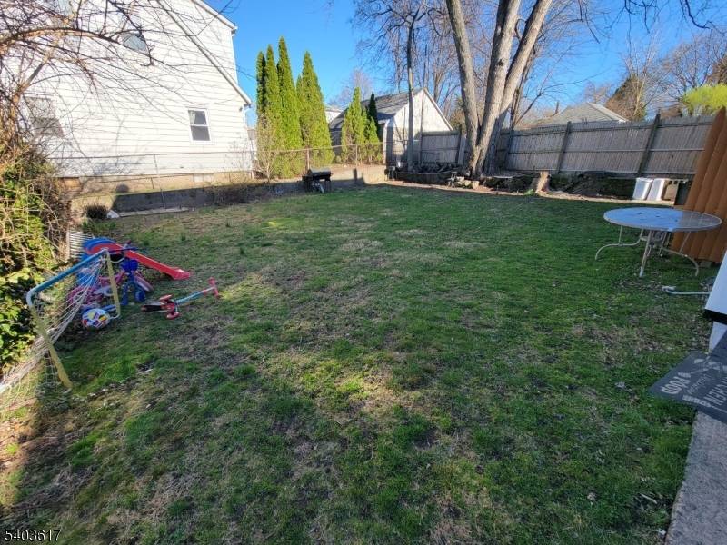 Clifton City, NJ 07011,14 Wilson St