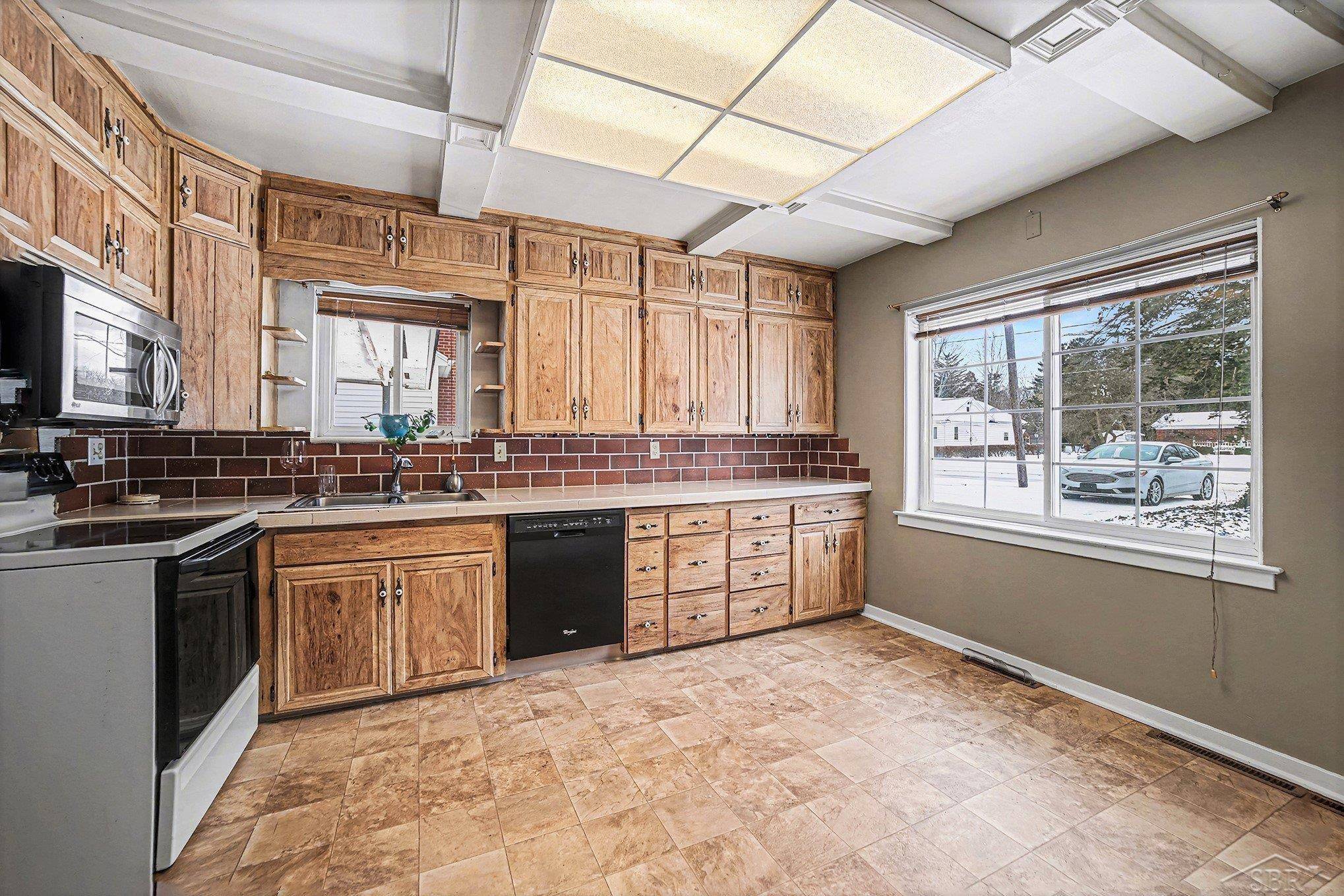 Saginaw, MI 48638,1288 Wilson AVE