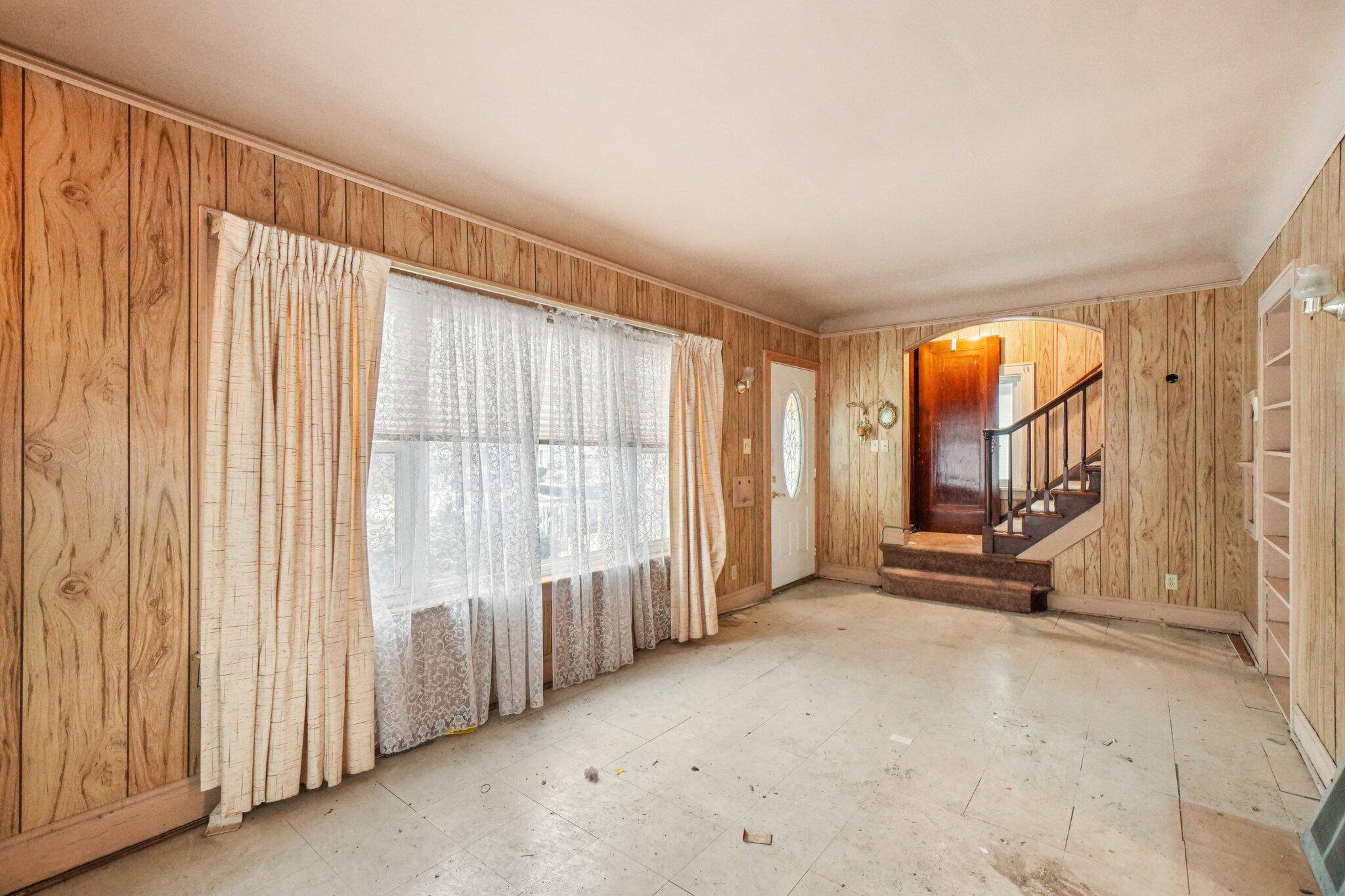 Lincoln Park, MI 48146,869 Lincoln AVE