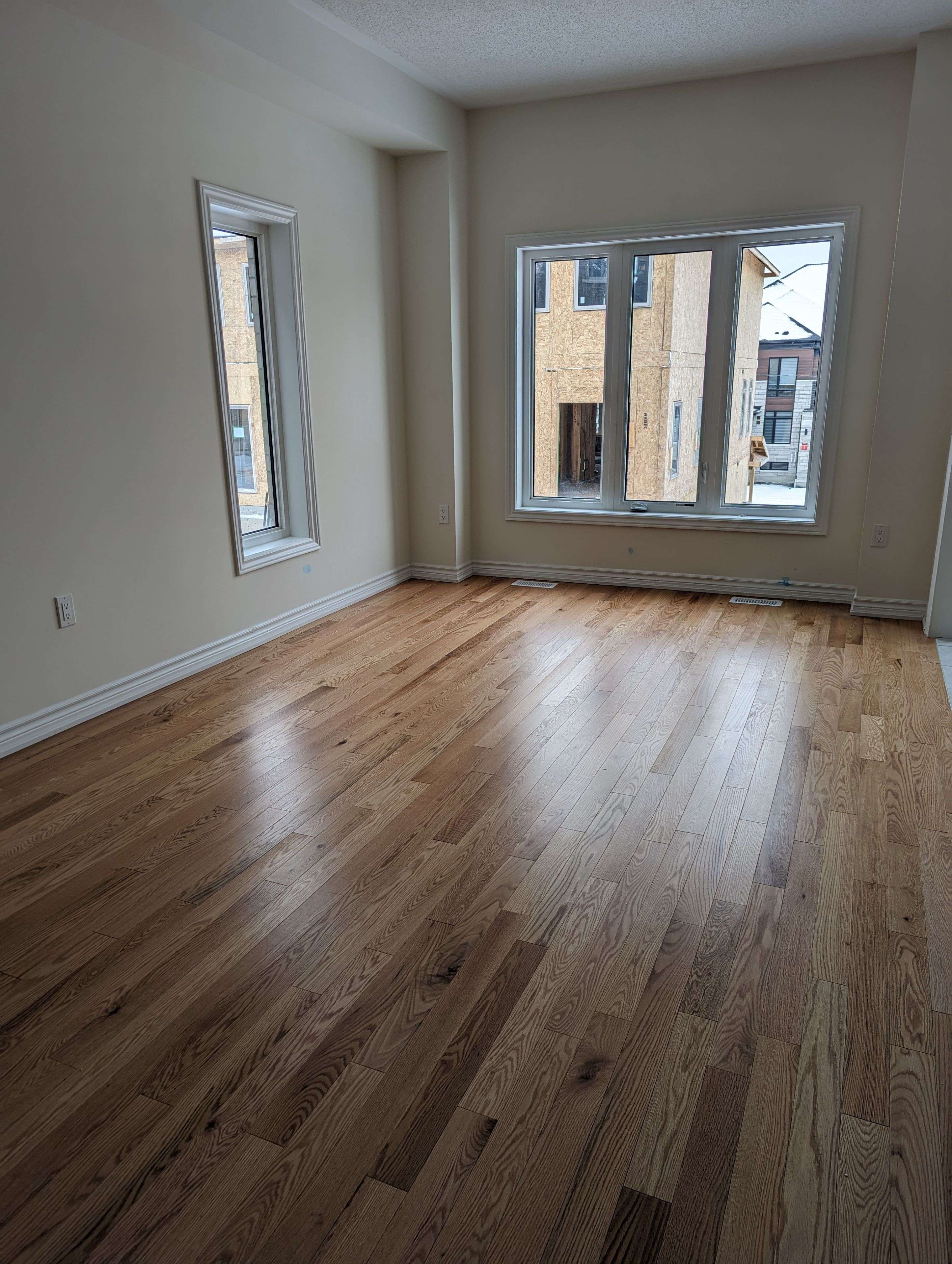 Pickering, ON L1X 2R2,2523 Athena PATH