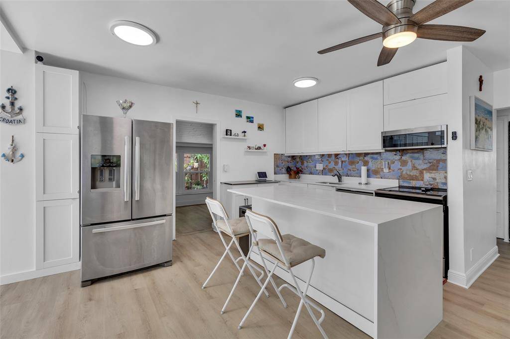 Hollywood, FL 33021,3194 Taft St