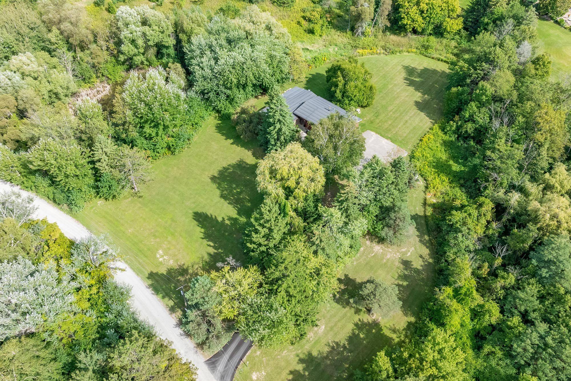 King, ON L7B 1J8,175 South Summit Farm RD