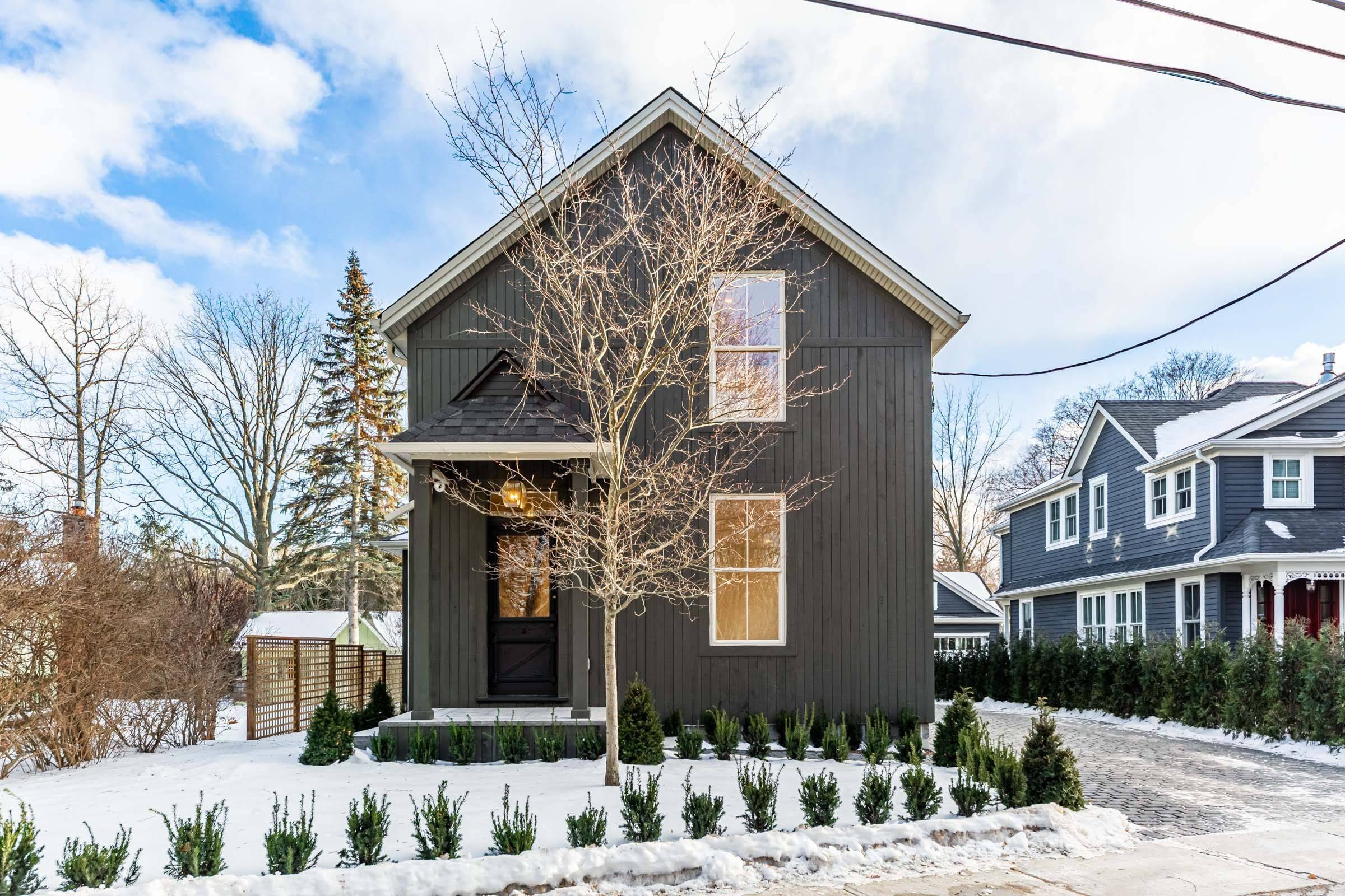 Markham, ON L3R 1R8,25 Victoria AVE