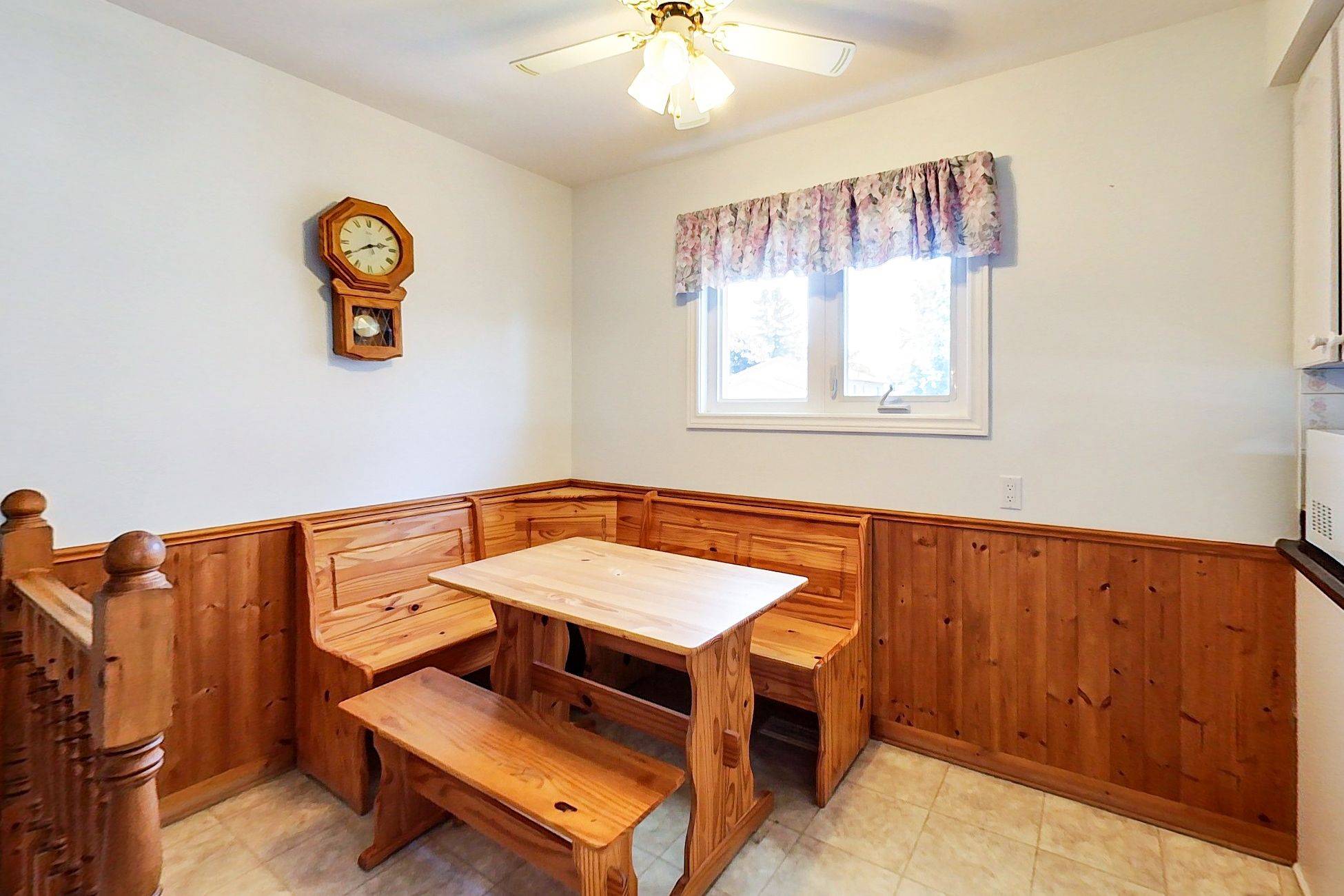 Clearview, ON L0M 1S0,221 John ST