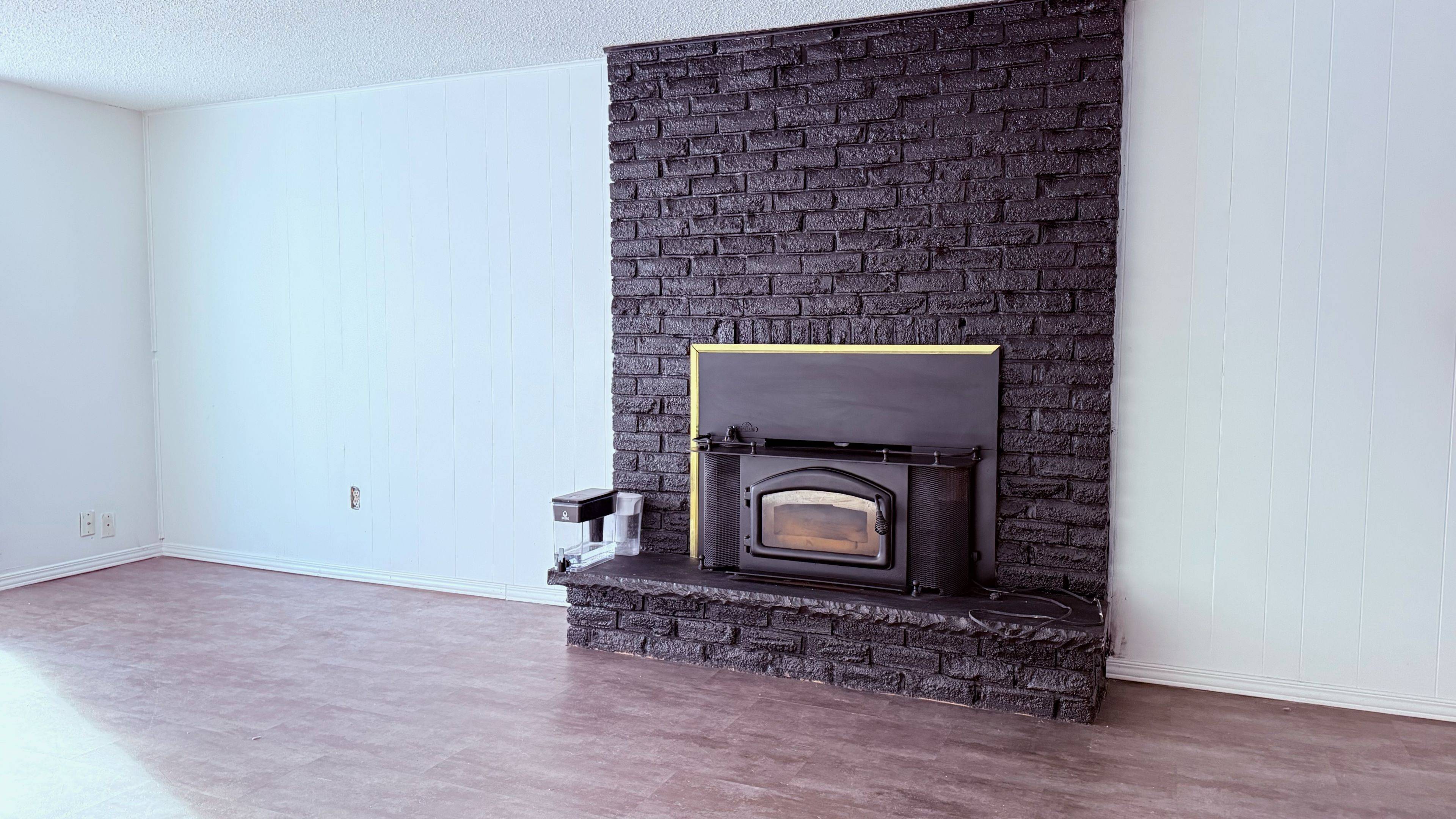 Barrie, ON L4N 4P9,108 Kozlov ST