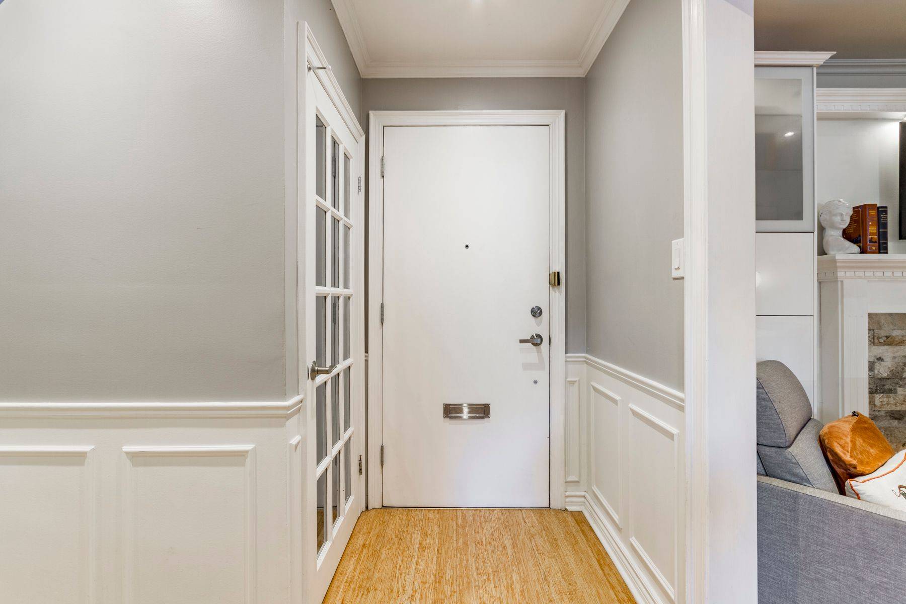 Toronto W08, ON M9C 5P2,51 Broadfield DR #32