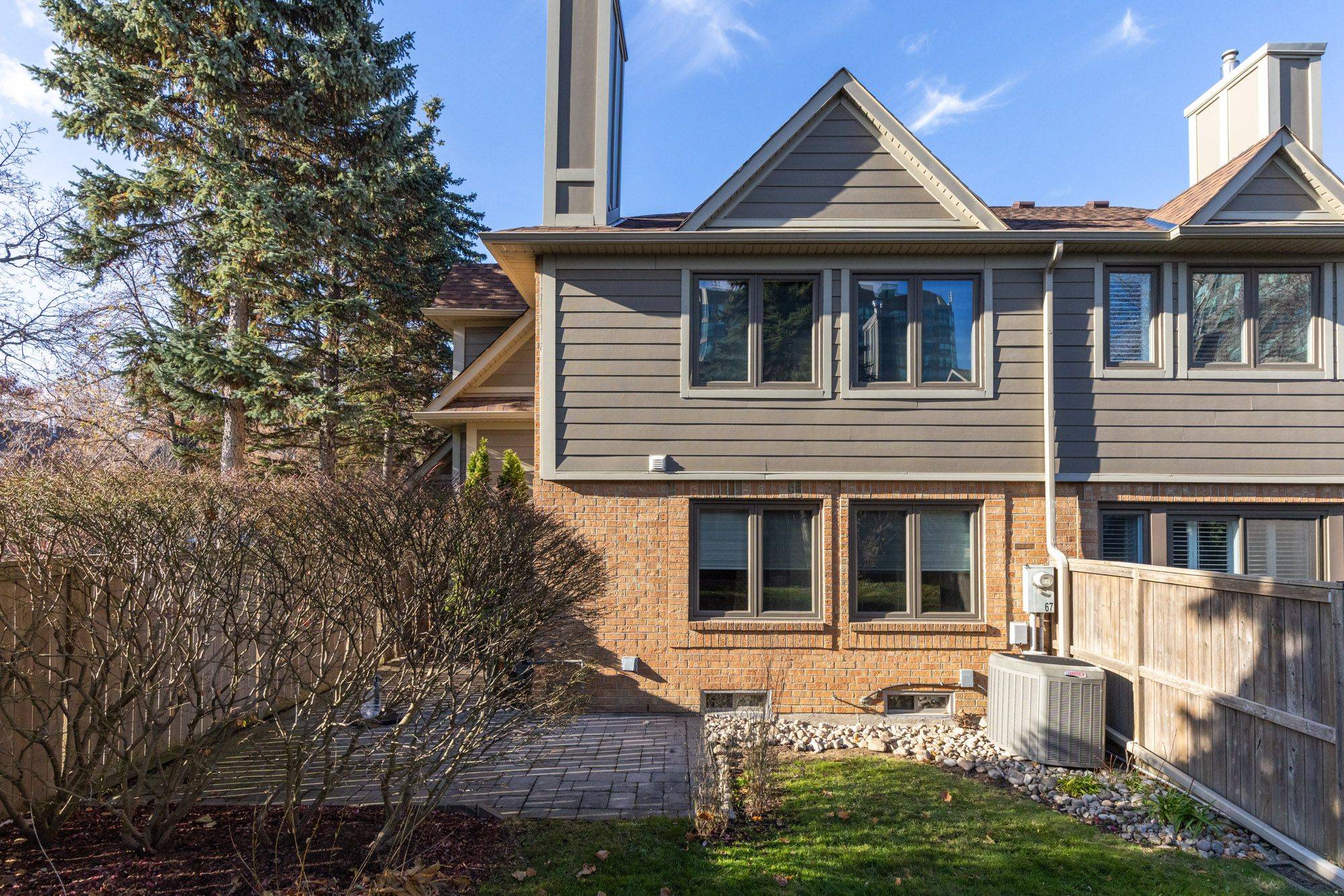 Mississauga, ON L5L 5M7,2199 Burnhamthorpe RD W #67