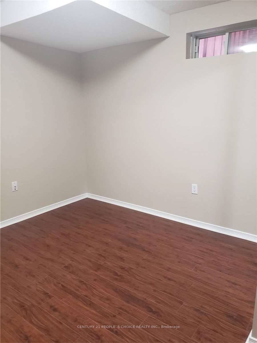 Mississauga, ON L5W 1M3,597 Matisse PL #Lower