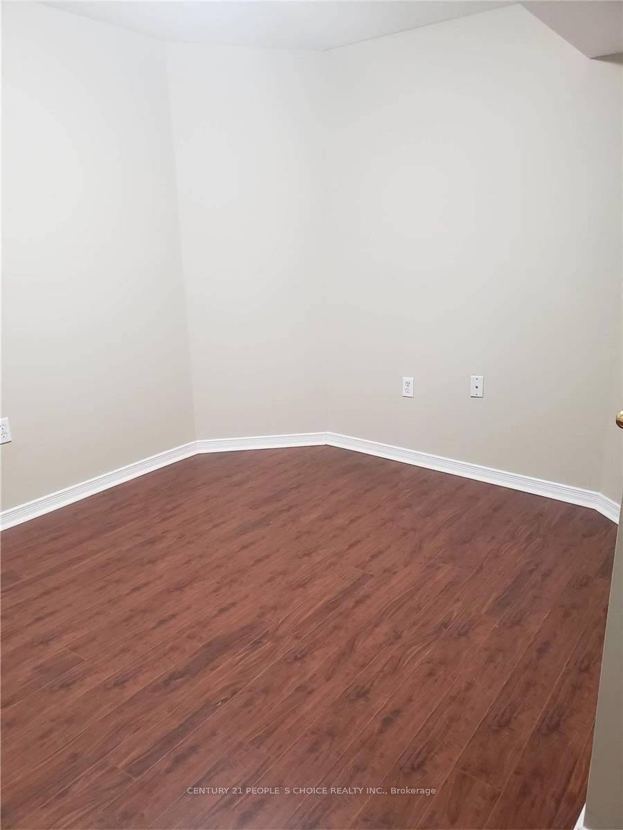 Mississauga, ON L5W 1M3,597 Matisse PL #Lower