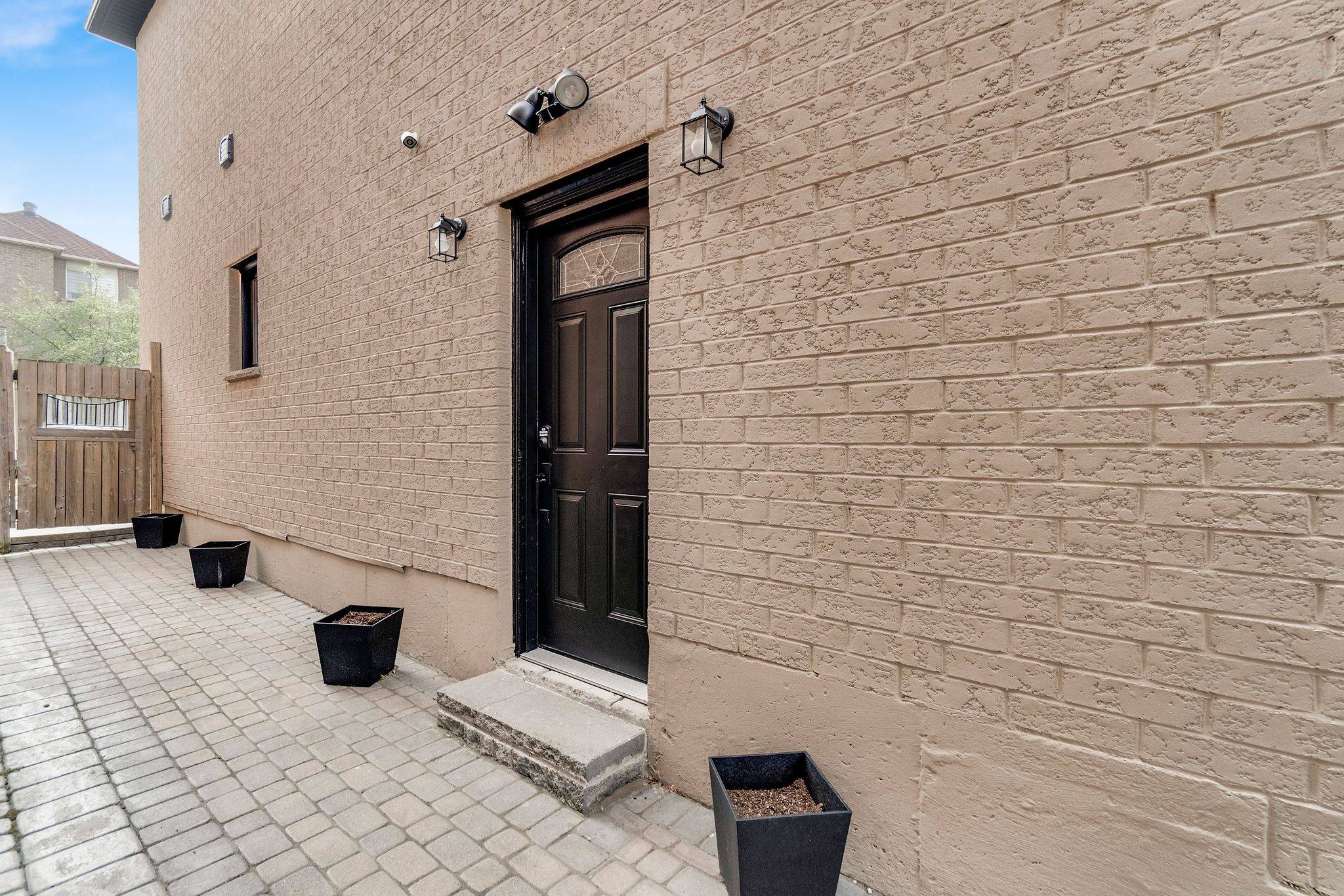 Mississauga, ON L4Z 4H9,4982 Maxine PL