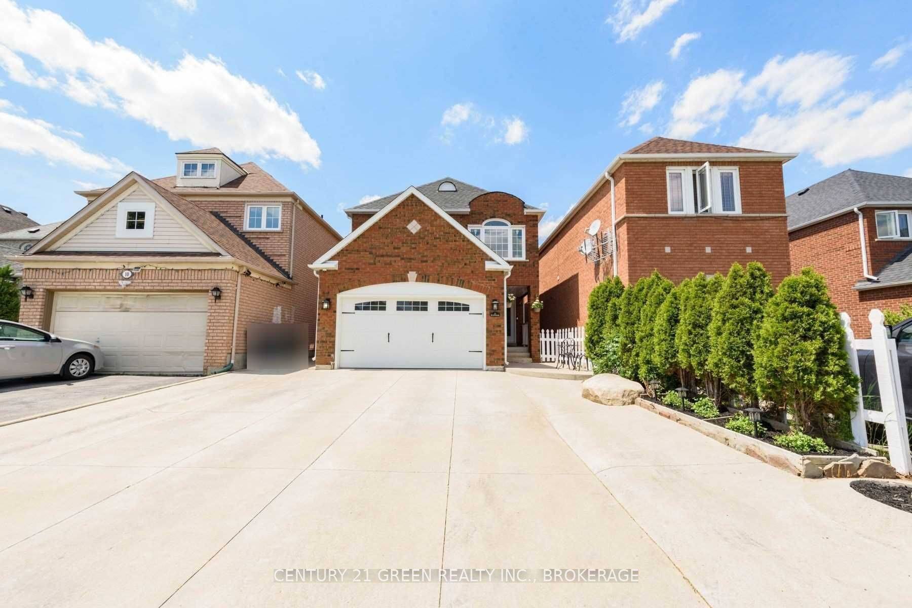 Brampton, ON L6R 1T3,12 Upwood PL