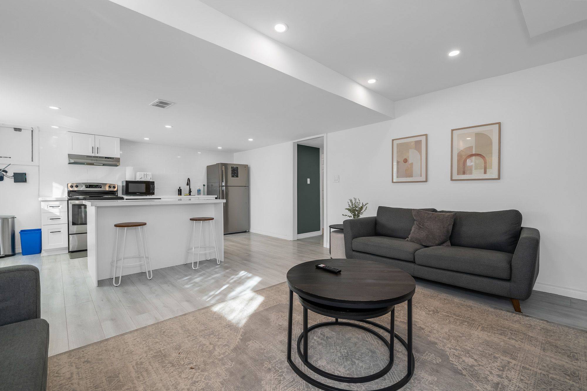 Welland, ON L3C 5T9,22 Macoomb DR #Lower