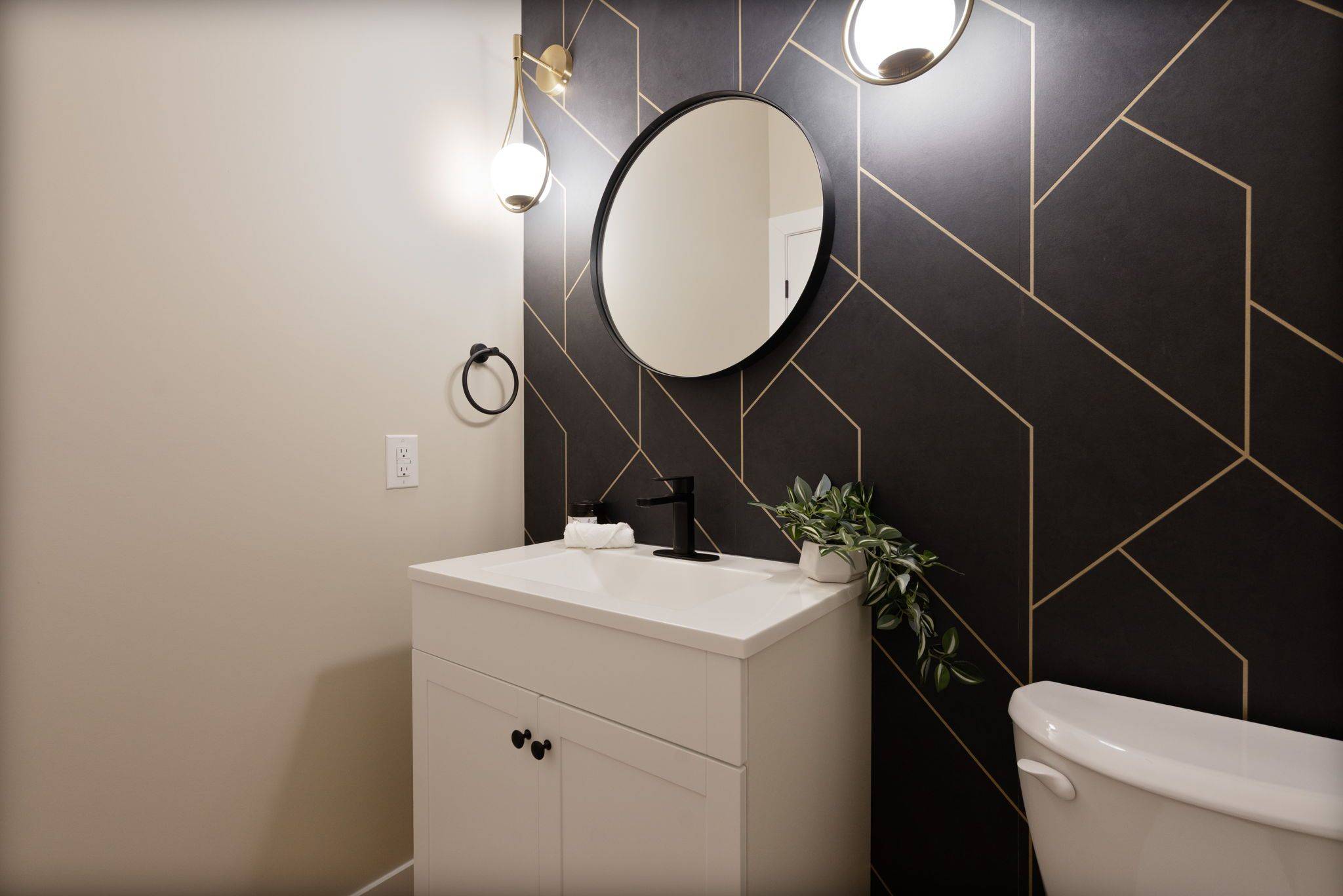 North Middlesex, ON N0M 1A0,25 Sheldabren ST