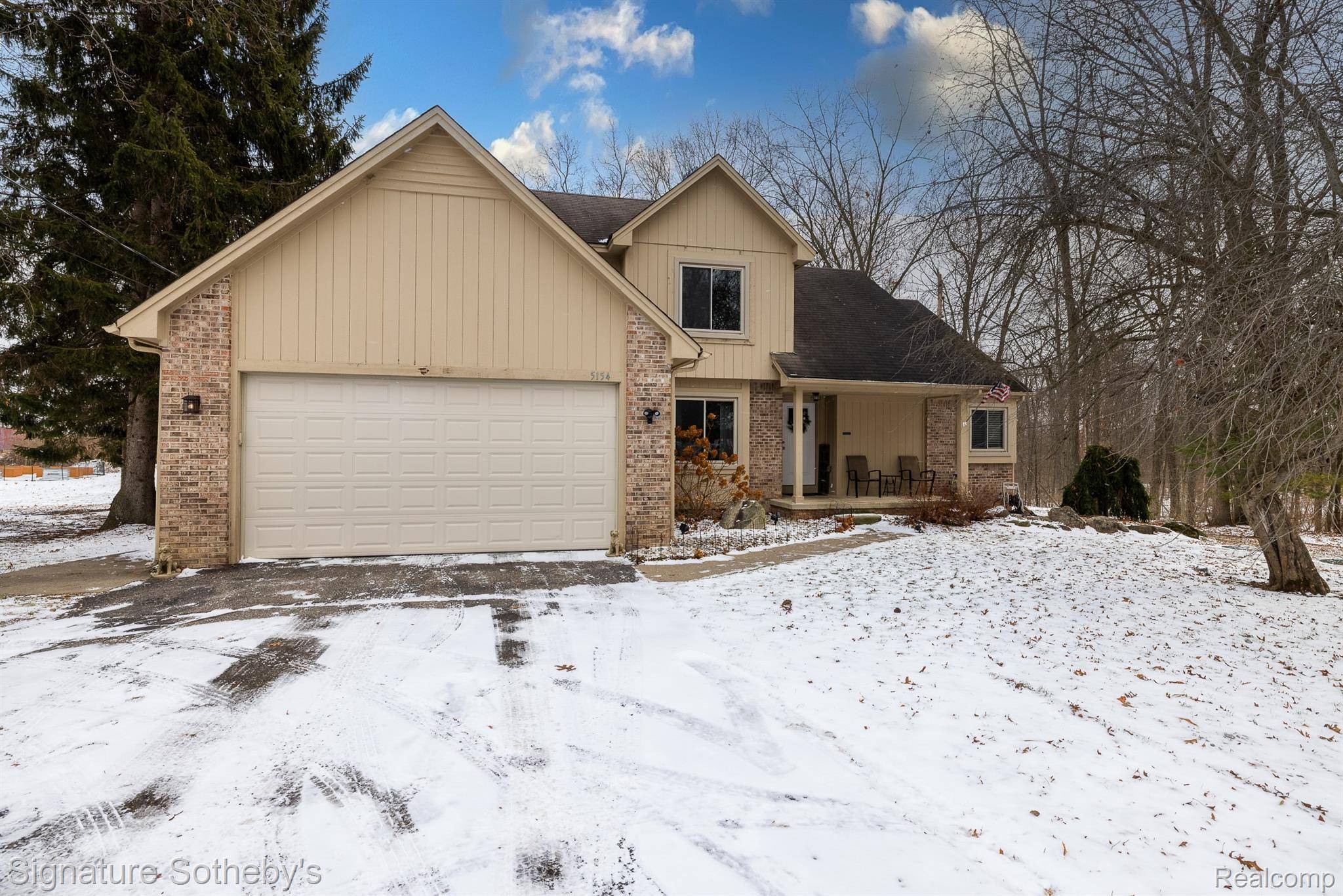 Howell, MI 48843,5154 E Highland RD