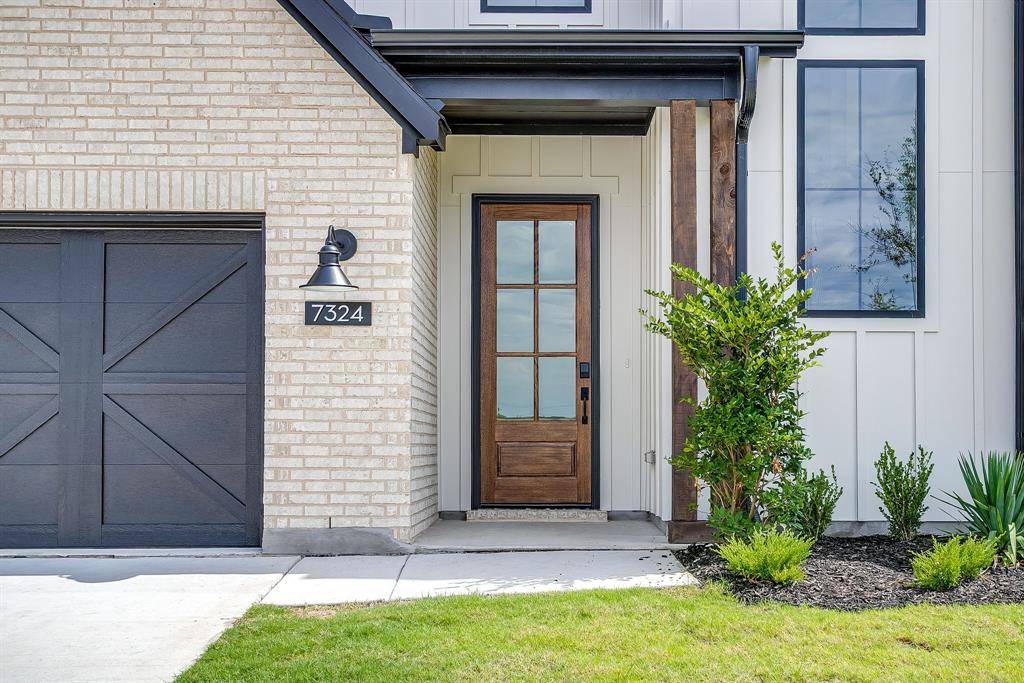 Fort Worth, TX 76179,7324 Wayward Wind Drive