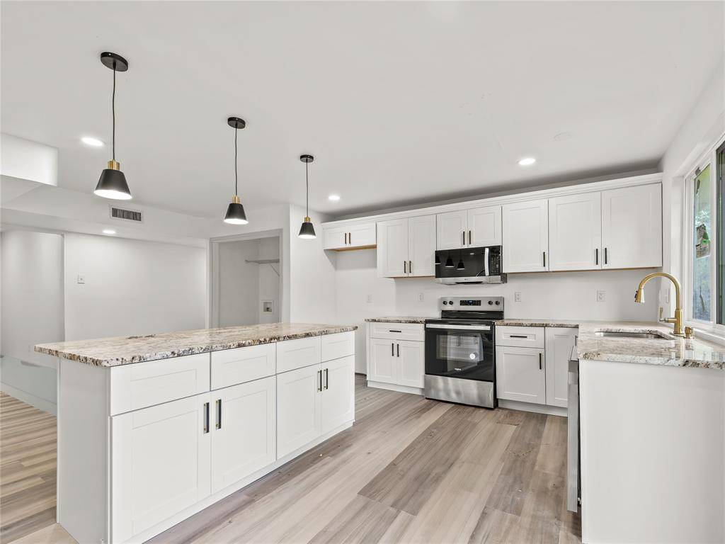 Garland, TX 75043,326 Bluebonnet Trail