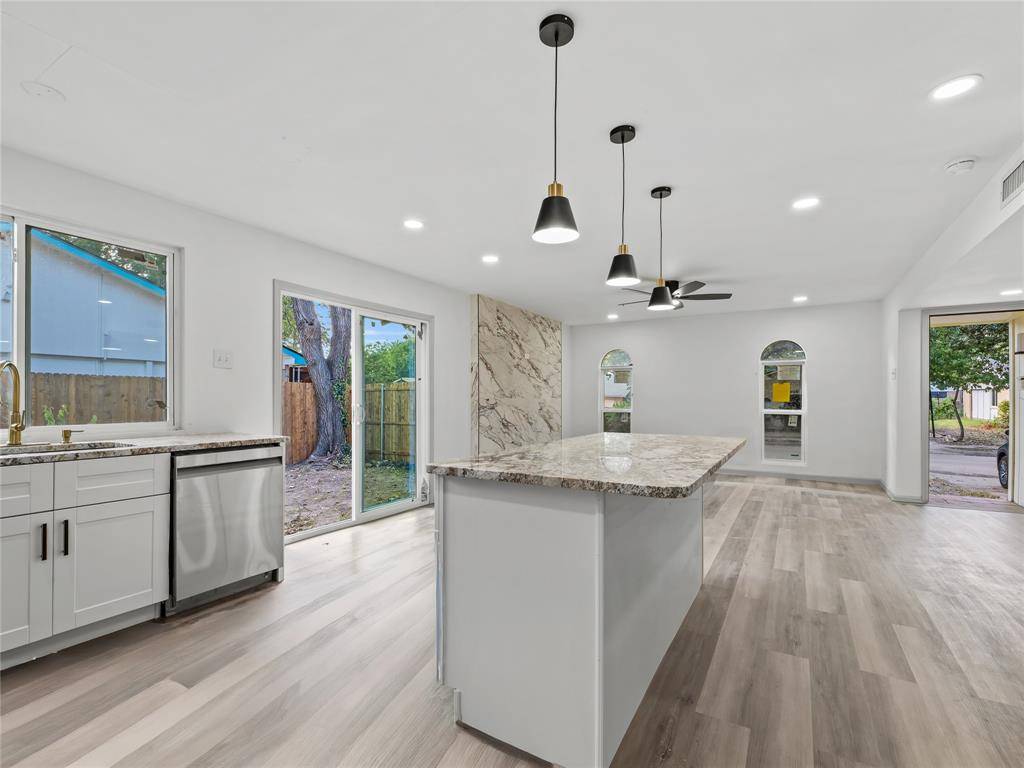 Garland, TX 75043,326 Bluebonnet Trail