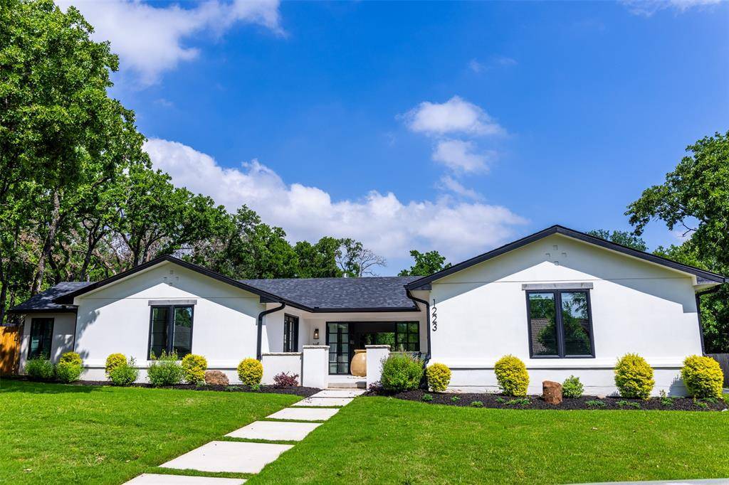 Southlake, TX 76092,1223 Ridgewood Circle