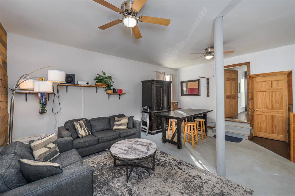 Fort Worth, TX 76116,6032 Westridge Lane #211