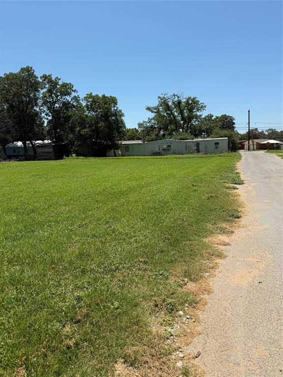 Comanche, TX 76442,601 E Walcott Avenue