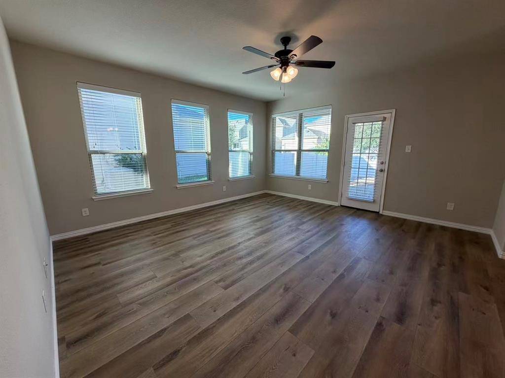 Aubrey, TX 76227,725 Hartsfield