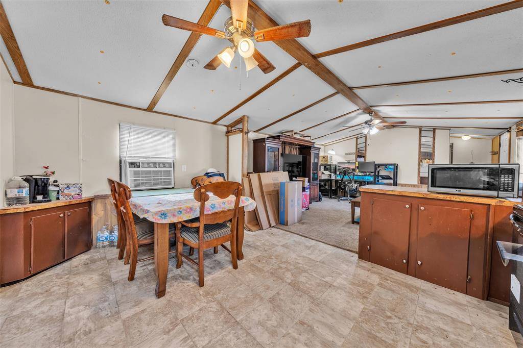 Weatherford, TX 76088,2811 Old Mineral Wells Highway