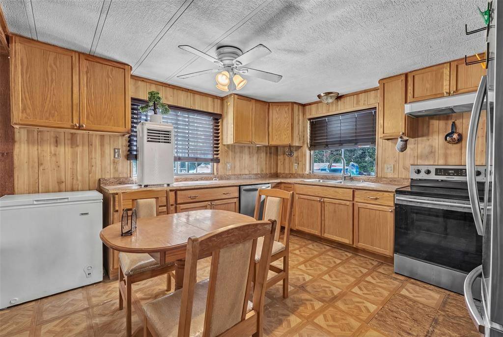 Weatherford, TX 76088,2811 Old Mineral Wells Highway