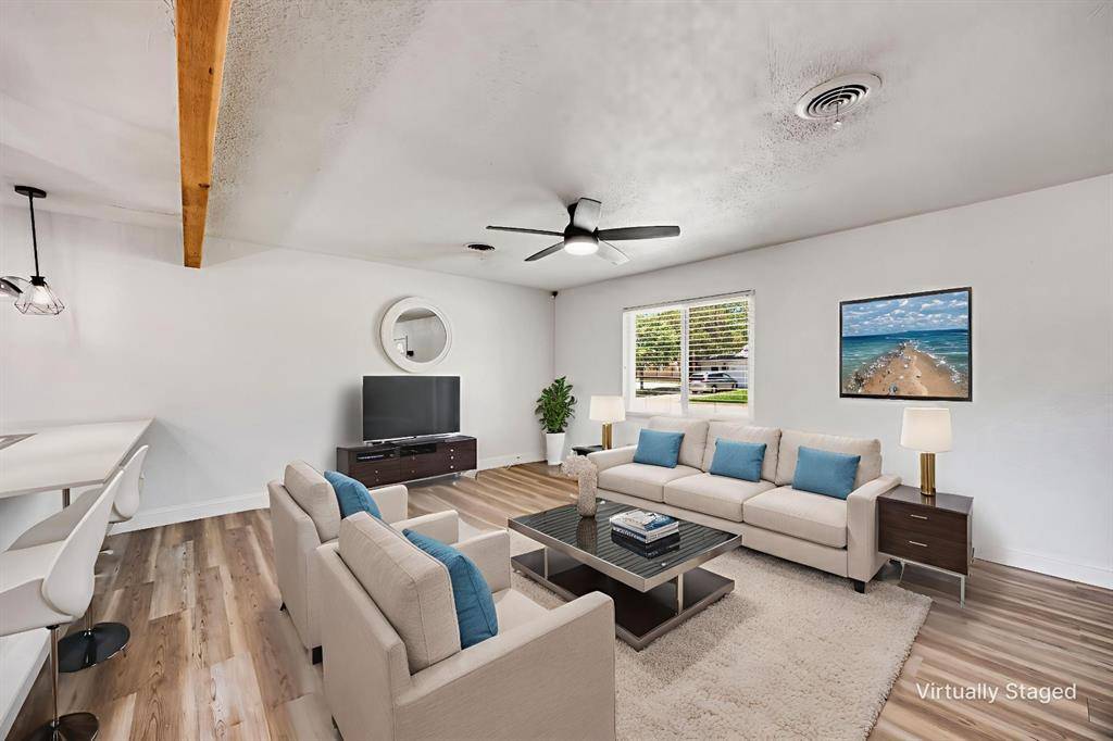 Euless, TX 76040,404 E Alexander Lane