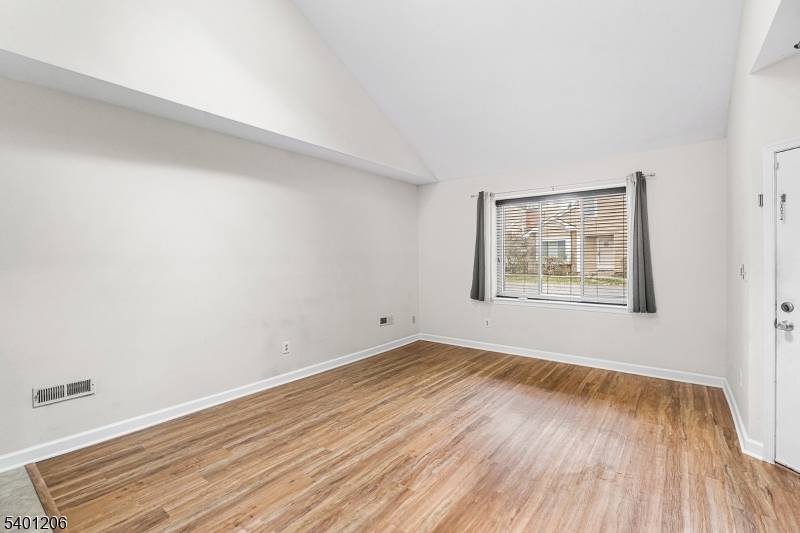 Franklin Twp., NJ 08873,55 Cherrywood Dr