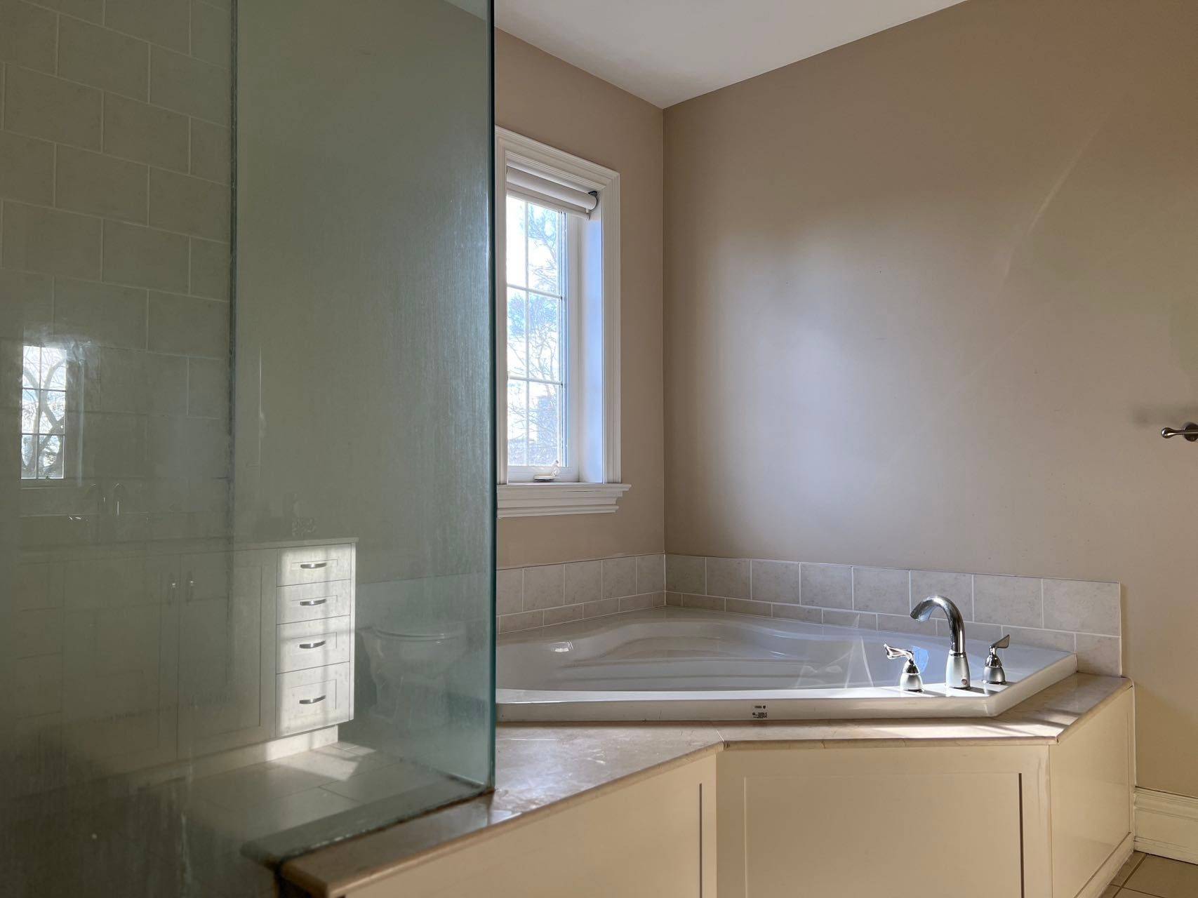 Toronto C14, ON M2N 4M3,Address not disclosed