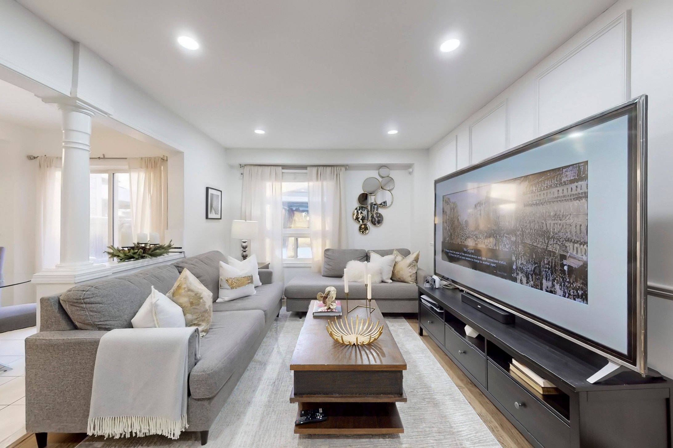 Whitby, ON L1R 3H1,64 Longueuil PL