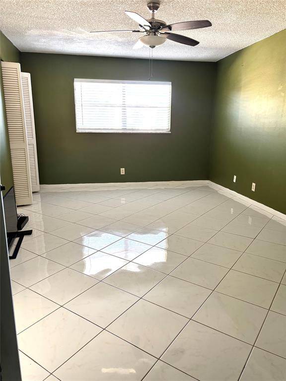 Lauderhill, FL 33319,6300 S Falls Cir Dr #313