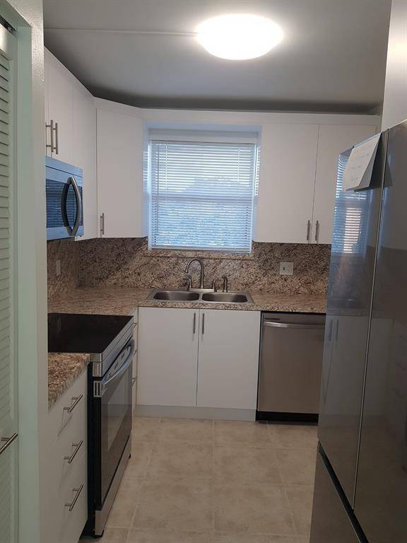 Coral Springs, FL 33065,11453 NW 39th Ct #211