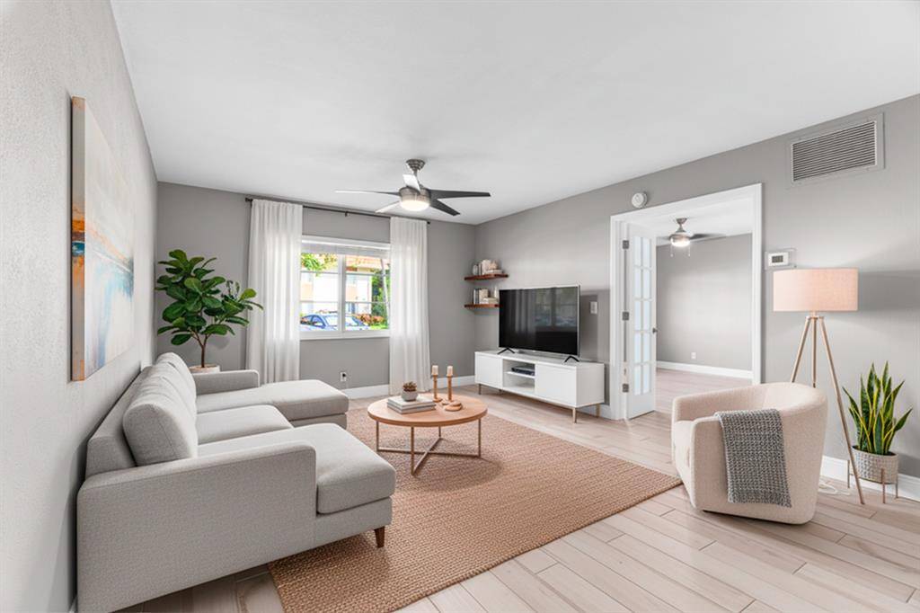 Wilton Manors, FL 33305,124 NE 19th Ct #106B