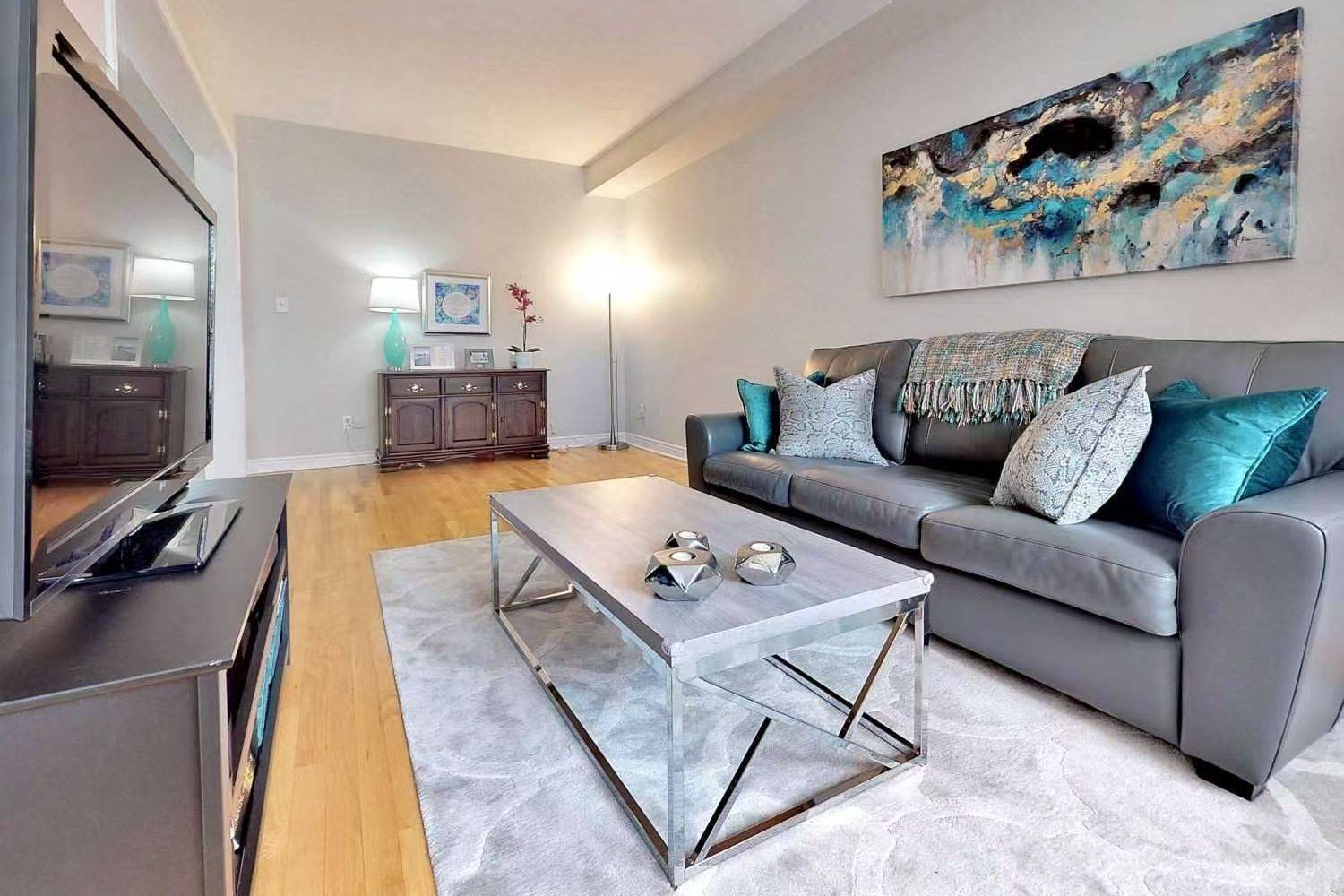 Richmond Hill, ON L4S 2A2,20 Firwood DR