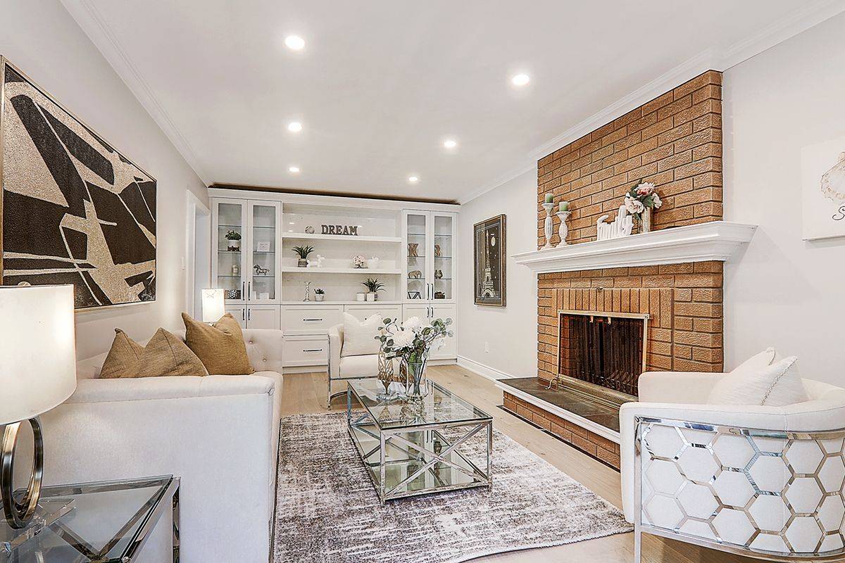 Markham, ON L3R 3N4,46 Harvest Moon DR