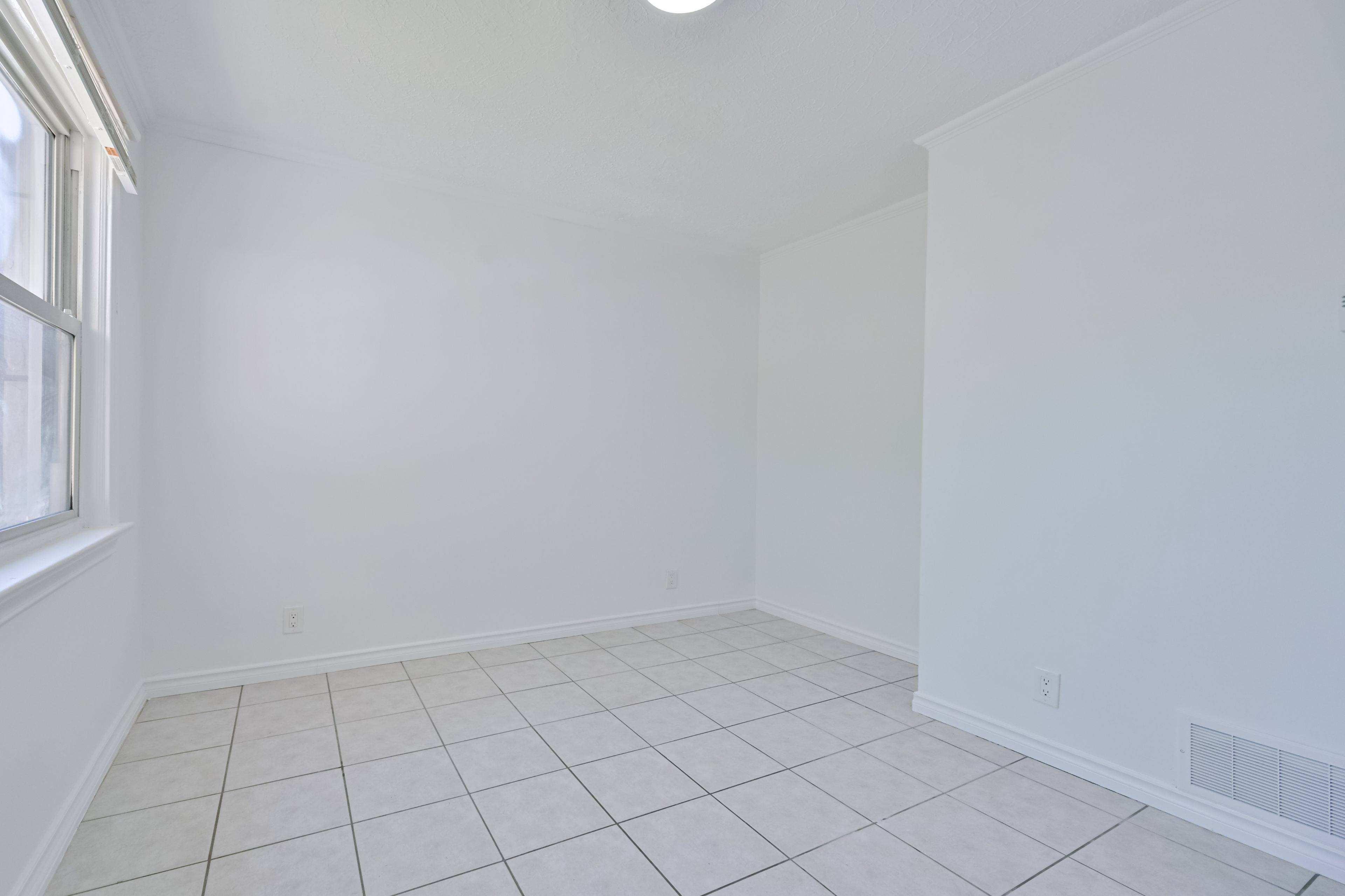 Toronto W03, ON M6N 2N7,20 East DR