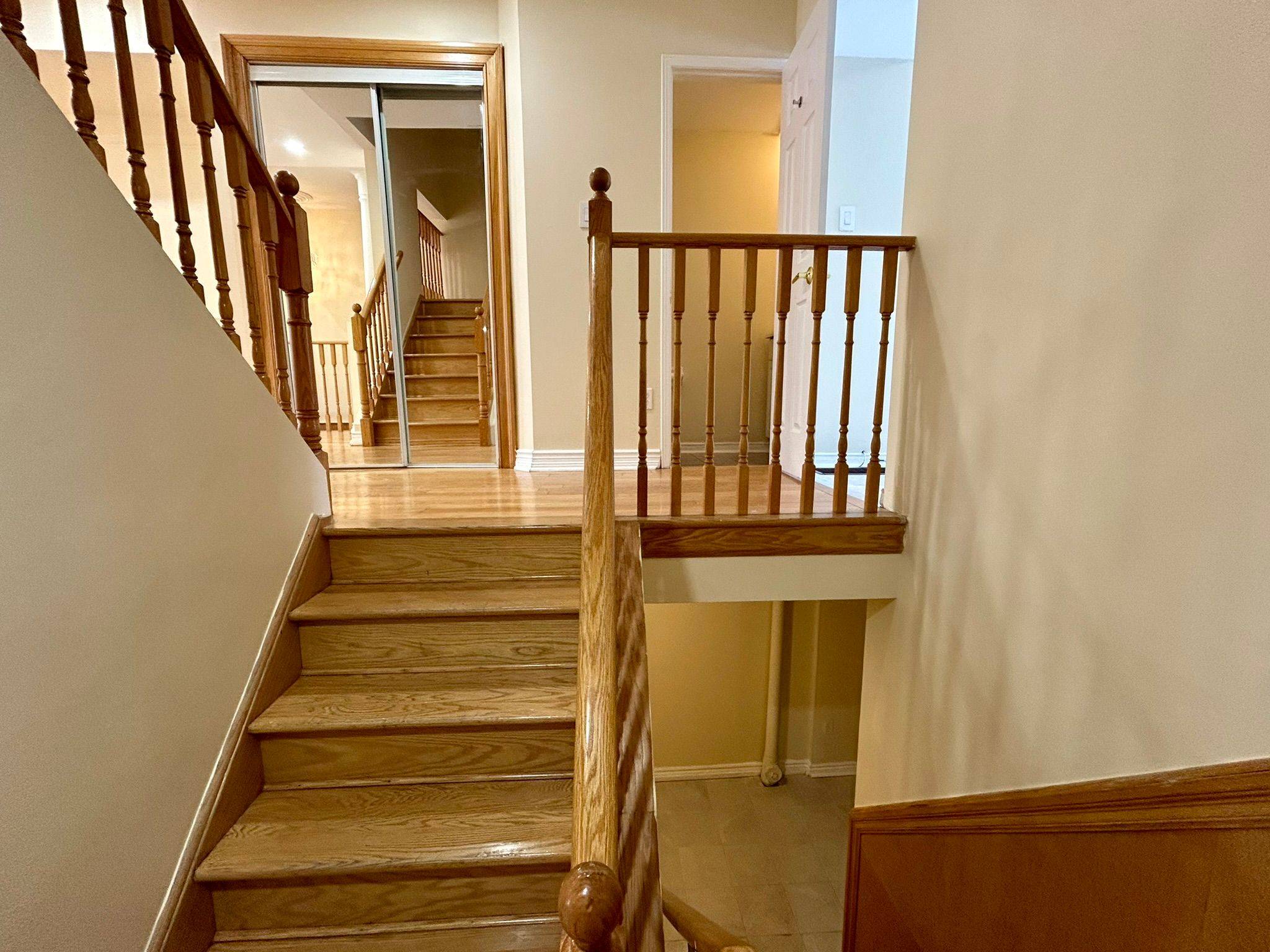 Mississauga, ON L5V 2E8,1050 Bristol RD W #103