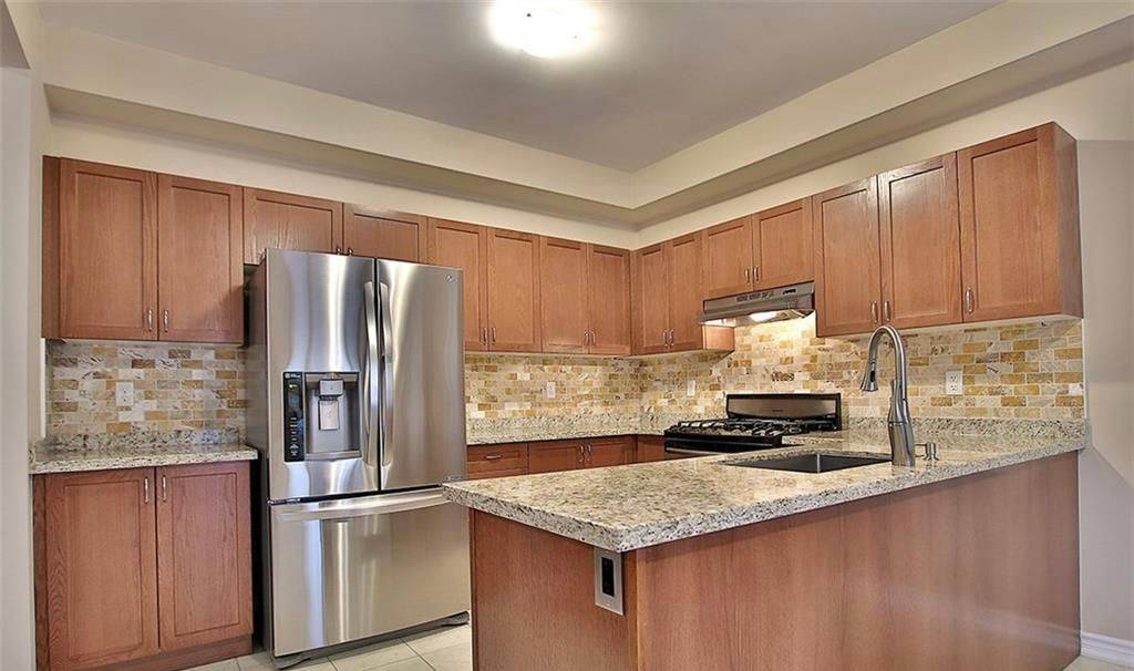 Milton, ON L9T 8M1,527 Miller WAY