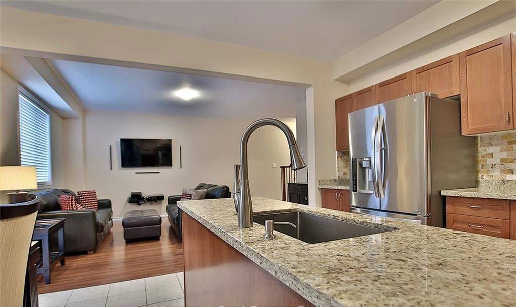 Milton, ON L9T 8M1,527 Miller WAY