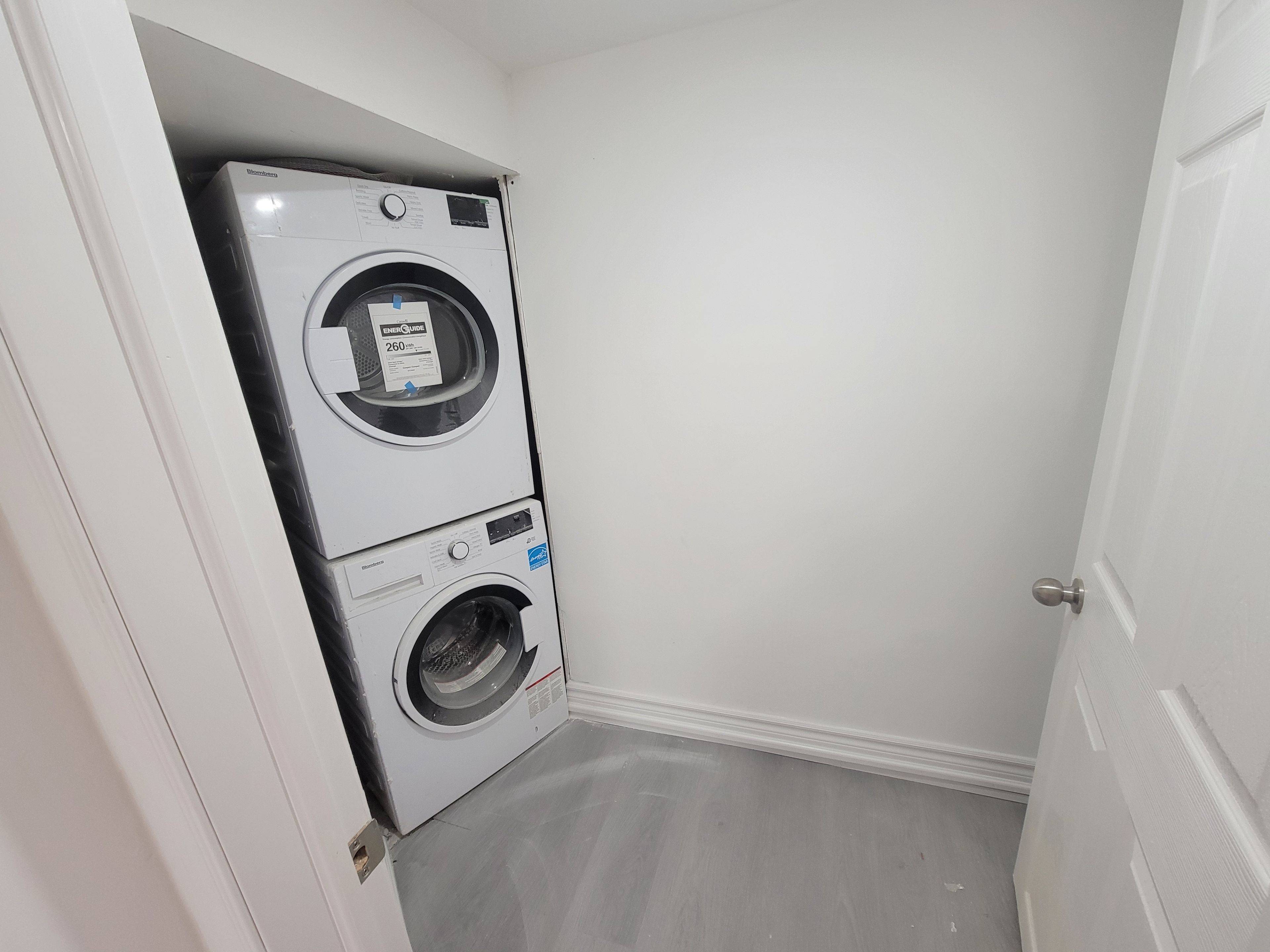 Brampton, ON L6X 1C8,92 Nelson ST W #Lower