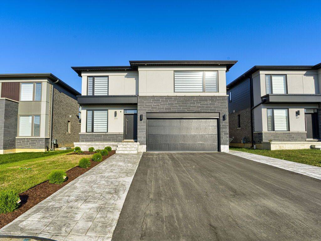 Hamilton, ON L9K 0K5,171 Klein CIR