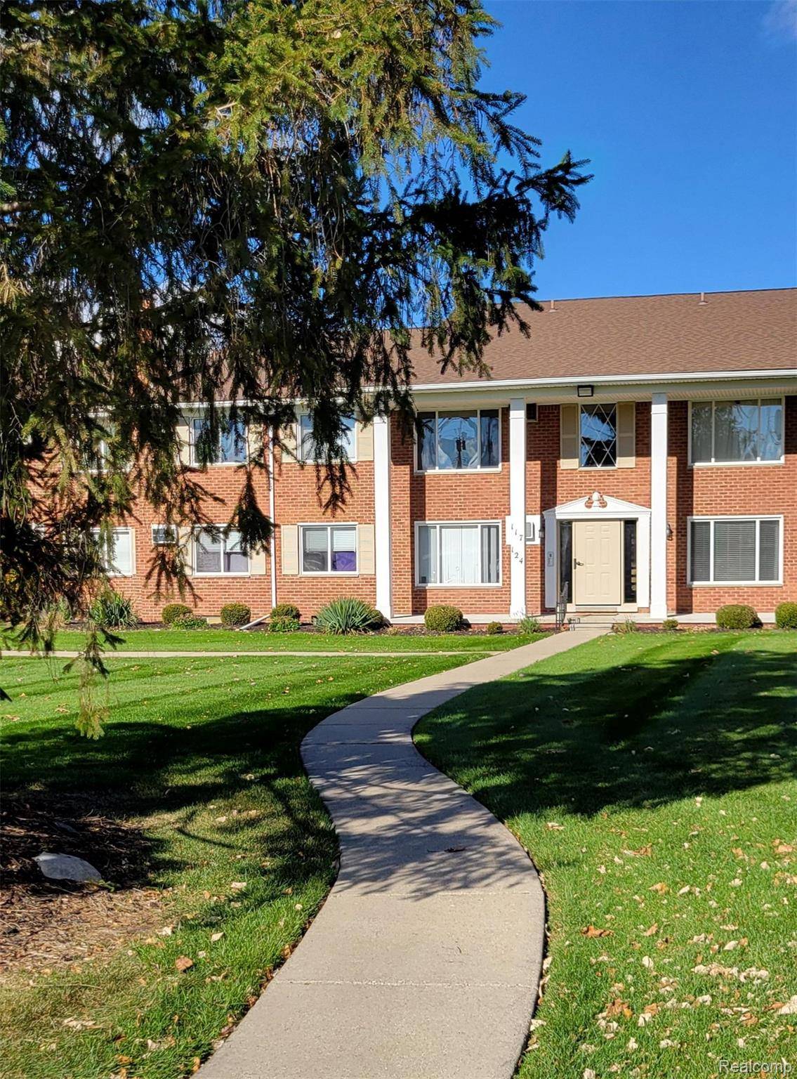 Grosse Ile, MI 48138,24111 Meridian RD N #120