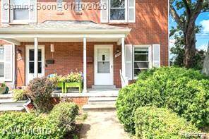 Royal Oak, MI 48067,1009 E 4th ST