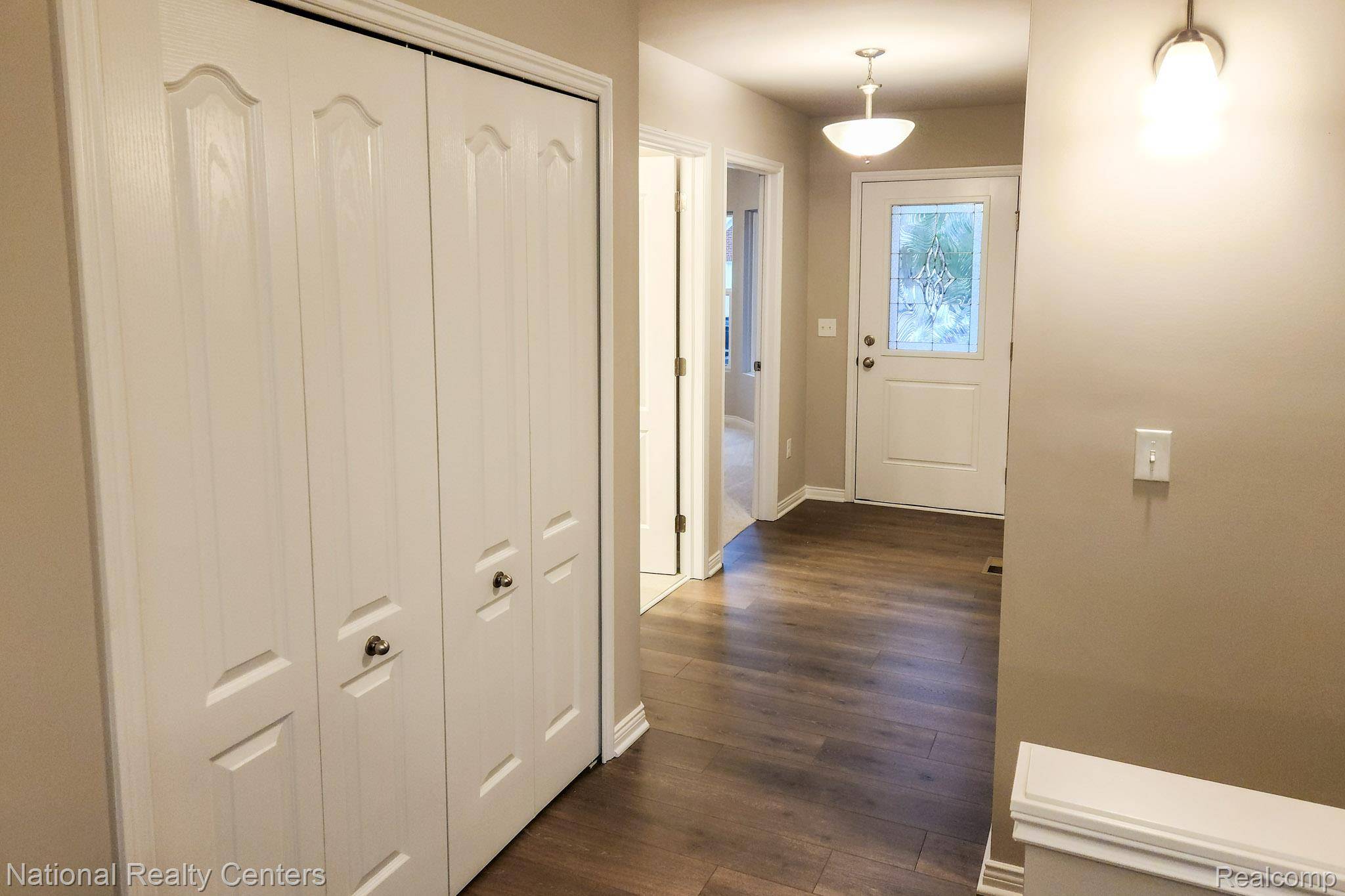 Lapeer, MI 48446,305 Devonshire DR #8