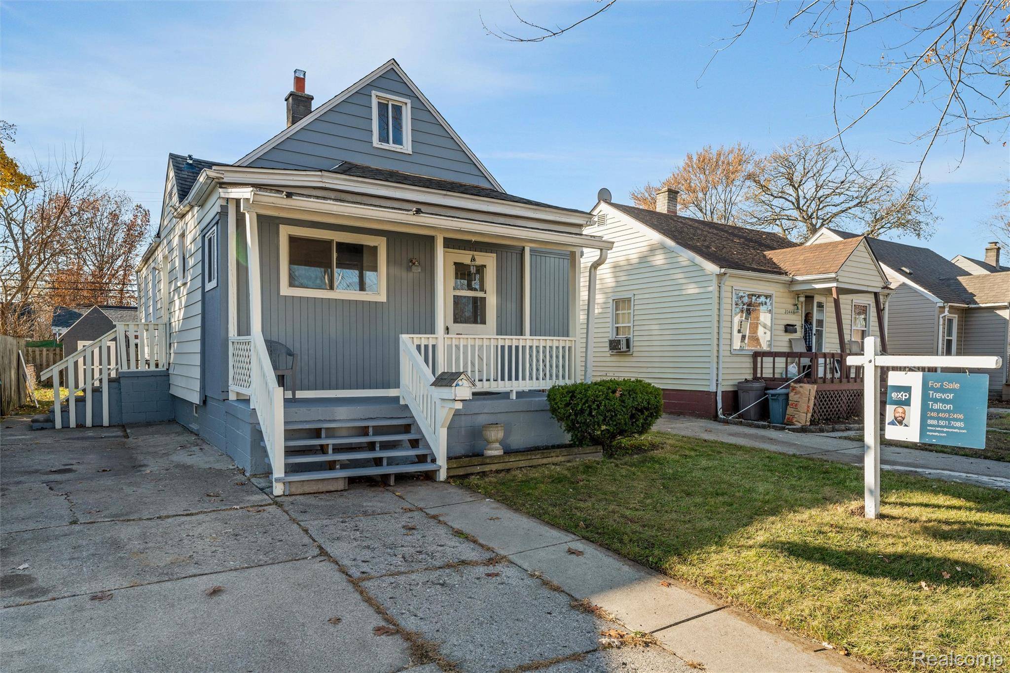 Harper Woods, MI 48225,20462 Hollywood ST