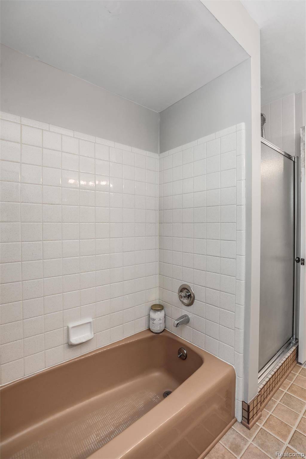 Van Buren, MI 48111,43220 Riggs RD