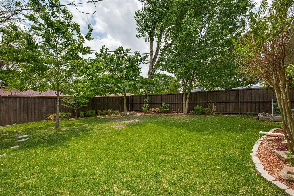 Dallas, TX 75231,6848 Town North Drive