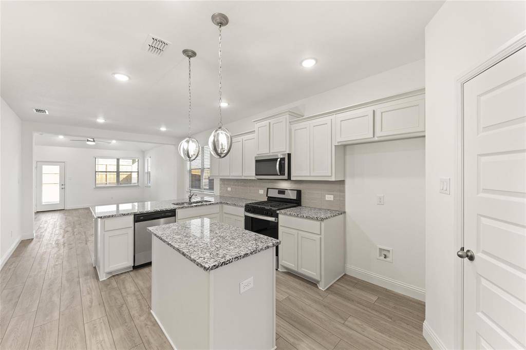 Princeton, TX 75407,322 Boston