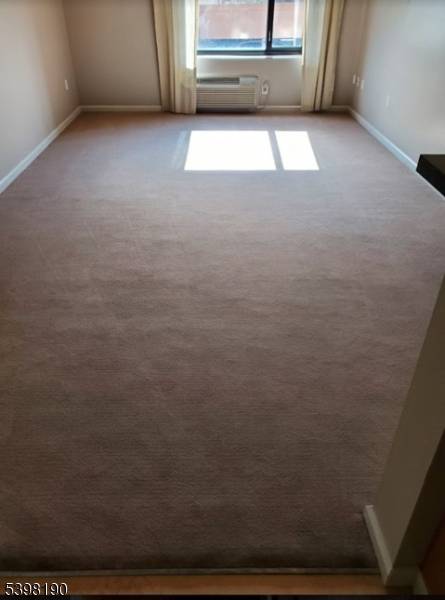 Rahway City, NJ 07065,1 Carriage City Plz U613 #613